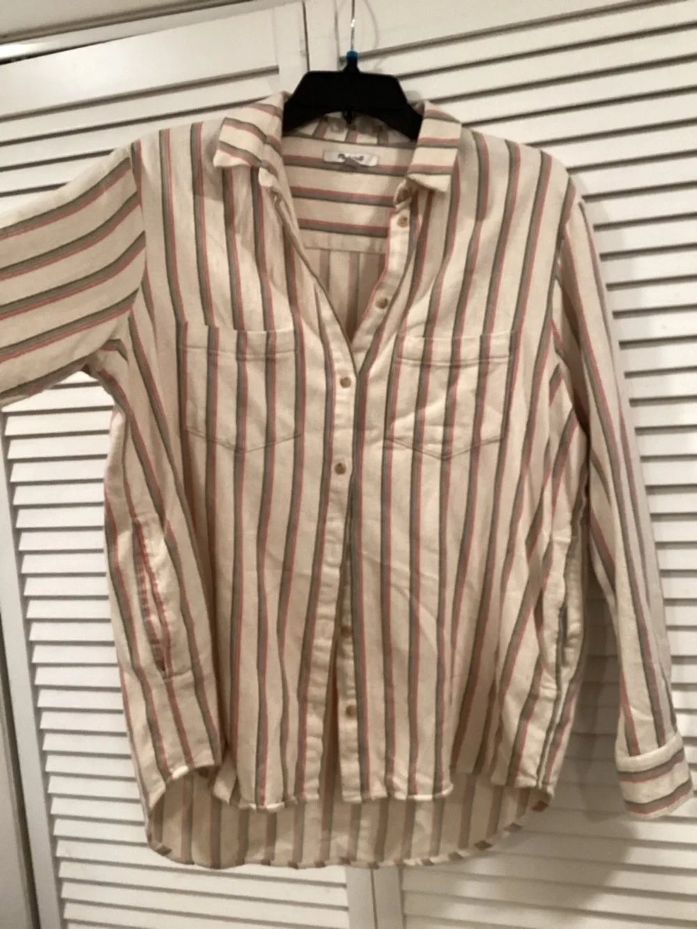 Madewell “Sunday Flannel “ oversized button up cozy Shirt has pockets - Picture 3 of 9